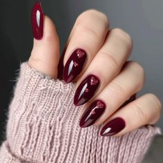 Burgundy And Pink Nails, Gel Nails Burgundy, Maroon Nail Designs, Almond Shaped Nails Designs, Burgundy Nail Designs, Latest Nail Designs, Maroon Nails, Classy Nail Designs