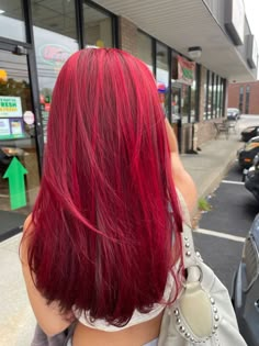 Highlight On Red Hair, Bright Red Hair Curly, Lighter Red Hair, Pelo Rojo Aesthetic, Bright Cherry Red Hair, Berry Red Hair Color, Crimson Red Hair Color, Alternative Hair Color, Red Dyed Hair