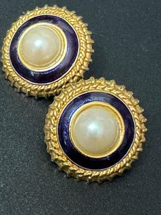 Vintage Retro 1980s gold tone high end statement power dress blue enamel & faux Pearl round disc pair stud earrings pierced. Power Dress, Vintage Stud Earrings, Gold Gold, Dress Blue, Jewelry Earrings Studs, Vintage Gold, Faux Pearl, Retro Vintage, Gold Tones