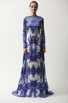 Estilo Hijab, Fall 2015 Style, Naeem Khan, Maxi Gown Dress, Blue And White Dress, Maxi Robes, Boat Neckline, 2015 Fashion, Pre Fall