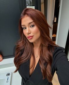 Red Tinted Hair Brunette, Ginger Hair And Brows, Copper Vs Auburn Hair, Ginger Hair On Latina, Copper Hair Brown Eyes, Cowboy Copper Hair Brunette, Copper Hair On Latinas, Copper Hair On Tan Skin, Dark Redhead