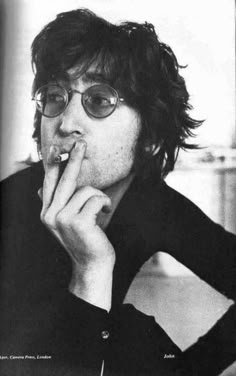 John Lennon Fashion, John Lennon Quotes, John Lennon And Yoko, Photo Star, Imagine John Lennon, Ukulele Tabs