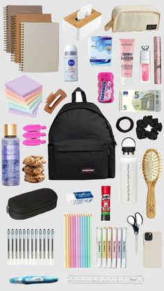 Clean Girl School Bag, College Bags For Girls Student, Schul Survival Kits, Road Trip Bag, Hearts Paper Crafts, What's In My Backpack