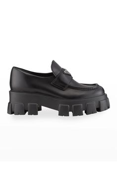 Prada Leather Logo Platform Loafers Prada Monolith, Elegant Shoes Heels, Shoes Wishlist, Prada Loafers, Pretty Shoes Sneakers, Shoes Heels Classy, Shoe Wishlist, Patent Leather Loafers, Mens Designer Shoes