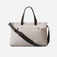 The ReNew Transit Weekender Warm Quartz – Everlane Best Travel Bags, Weekender Bags, Leather Duffel, Weekend Travel Bags, Travel Bags For Women, Travel Duffel, Duffel Bag Travel, Travel Tote, Garment Bags