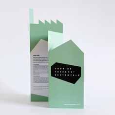 an open brochure with the words vom de witt beschmeld on it