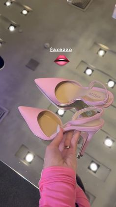 Pink Aesthetic Heels, Heels Pink Aesthetic, Luxury Pink Party Heels, Pink Heels Y2k, Luxury Pink Heels With Bow, Trendy Heels