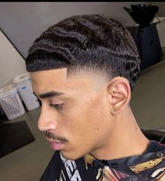 Straight Hair Waves Men, High Taper Waves, Waves Taper Fade, Short Hair Taper, Medium Hair Waves, Wave Haircut, Waves 360, Straight Hair Waves