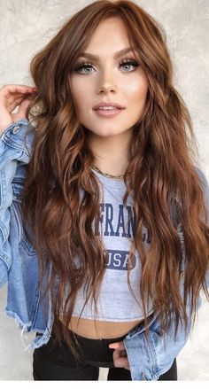 Auburn To Brown Balayage, Clothes For Auburn Hair, Balyage Long Hair Auburn, Expensive Red Hair Color, 2023 Haircuts For Women Medium Layers, Sun Kissed Cinnamon Hair, Red Dementional Hair, Long Bangs Red Hair, Black To Red Hair Transformation