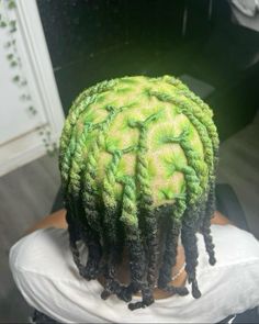 Dyed Locs Ideas, Black Hair Locs, Dread Ideas, Dyed Locs, Dyed Dreads, Green Dreads, Loc Ideas, Short Dreadlocks Styles, Dread Hairstyles For Men