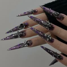 Long Goth Nails, Horror Nails Acrylic, Purple Stiletto Nails, Nails Horror, Goth Nail Art, Vogue Nails, Horror Nails, Dragon Nails, Witchy Nails