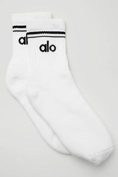 Alo Sock, Alo Socks, Lululemon Socks, Track Season, Socks Aesthetic, Pilates Socks, Xmas 2024, Xmas List, Gift Inspo