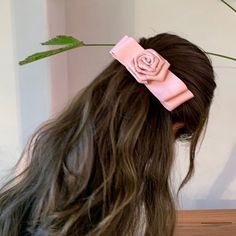 Hair Clips Girls, Barrette Clip, Bow Hair Clips, Bow Clips, Pink Bow, Barrettes, Straight Hairstyles, Hair Clips, Hair Accessories