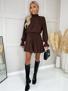 🌟 Elevate your street style with these edgy and cool pieces. From leather jackets to ripped jeans, these items will add a touch of attitude to your look. 🔥 #StreetStyle #EdgyFashion #CoolAndCasual #FashionInspo #StyleInspo #FashionGoals #StyleGoals #InstaFashion #FashionBlogger Paris Chocolate, Brown Mini Dress, High Neck Mini Dress, Playsuit Dress, 21st Dresses, Maxi Dress Cocktail, Midi Dress Party, Bodycon Dress Parties