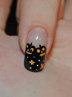 Classy Halloween Nails, Simple Bridal Nails, Halloween Nail Art Easy, Bat Nails, Black Halloween Nails, Holloween Nails, Halloween Acrylic, Halloween Nails Easy, Classy Halloween