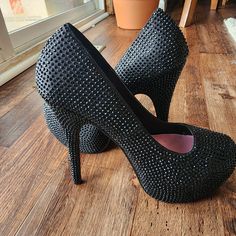 Black Stud Sequin Platform Heel. Leg Avenue Collection. Brand New, No Box. Size 9us Black Stud, Leg Avenue, Fredericks Of Hollywood, Platform Heel, Platform Heels, Shoes Women Heels, Sequin, Shoes Heels, Hollywood