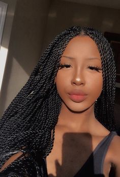 Box Dreads, Plait Hair, Cabello Afro Natural, Afro Natural, Side Braid Hairstyles, Plaits Hairstyles, Braids Hairstyles Pictures, African Hair