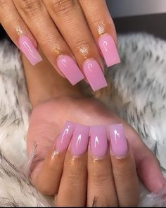 Short Square Acrylic Nails Ombre, Translucent Purple Nails, Pink Nails Medium, Ombré Pink Nails, Acrylic Nails Ombre, Pink Acrylic Powder, Ombre Acrylic, Nails Ombre