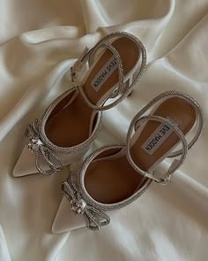 Slippers Heels, Prom Inspiration, Pretty Heels, Dutton Ranch, Ootd Women, Heels Sneakers, Perfect Heels, Instagram Ideas Post, Heels Classy