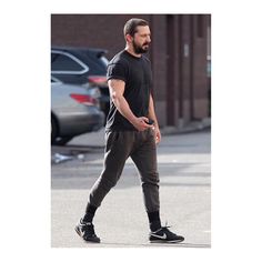 Shia LaBeouf Style Shia Labeouf 2022, Shia Leboeuf, Shia Labeouf Style, Famous Lifestyle, Cowl Top, Minimalist Fashion Men, Shia Labeouf, Future Outfit, Men's Casual Style