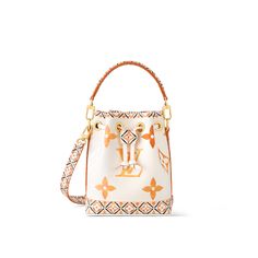 Louis Vuitton Official Website, Resort Collection, Small Leather Goods, Textile Prints, Leather Goods, Monogram Canvas