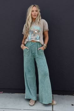 Relaxing Robin Wide Leg Pant - New Navy | Three Bird Nest Hippie Wide-leg Pants For Fall, Terry Cloth Outfit, Cute Pants, Wide Leg Pant, Mom Outfits, Estilo Boho, Spring Summer Outfits, Mom Style, Cute Casual Outfits