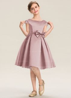 A-Line Scoop Neck Knee-Length Satin Junior Bridesmaid Dress With Lace Bow(s) (009173281) Recital Dress, Girls Long Dresses, Ball Gowns Princess, Chloe Dress, Junior Bridesmaid Dress, Pretty Prom Dresses, Junior Bridesmaid Dresses, Lace Bows, Fabulous Dresses