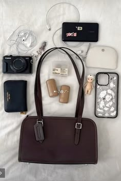 Bag details, bag aesthetic, #bags Whats Inside My Bag Aesthetic, What's In My Purse Aesthetic, What In My Bag Aesthetic, Small Bags Aesthetic, Small Purse Aesthetic, Inside My Bag Aesthetic, What's In My Bag Aesthetic, Purse Aesthetic, Everyday Bag Essentials