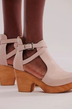 Cedar Clog | Free People Ladies Shoe, Free People Shoes, Leather Clogs, Artisan Craft, Classic Leather, Staple Pieces, Boho Clothing, Boho Outfits, Capsule Wardrobe