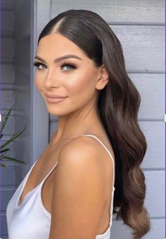 Summer Wedding Hairstyles, Bridal Hair Down, Rambut Brunette, Ball Hairstyles, Homecoming Hair, Bridal Makeup Looks