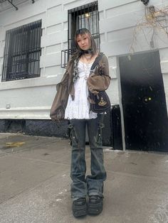 Wearing Shirt In Different Style, Flannel Outfits Layers, Balanced Body Proportions Outfits, Dress On Top Of Jeans, How To Style Hand Warmers, Mori Kei Winter, Igari Fashion Style, Mori Kei Winter Outfits, Personsoul Outfits