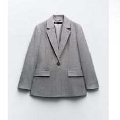 Brand New. Blazer With Lapel Collar. Shoulder Pads. Front Flap Pockets. Front Button Closure Zara Herringbone Coat, Herringbone Blazer, Zara Jackets, Colored Blazer, Lapel Collar, Straight Cut, Flap Pocket, Shoulder Pads, Blazer Suit