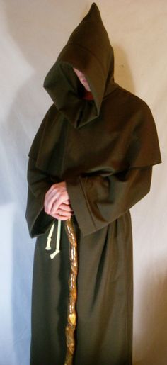 Hey, I found this really awesome Etsy listing at https://www.etsy.com/listing/160502619/monk-robe-gothic-halloween-fancy-dress Fancy Dress Halloween Costumes, Dragons Den, Fancy Dress Costume, Hooded Robe, Queen Costume, Theatre Costumes, Dress Tutorials, Halloween Fancy Dress