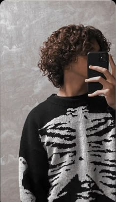 Curly Haired Men Aesthetic, Haircuts For Long Curly Hair Men, Type 3 Curly Hair Men, Curly Hair Male Haircut, Curly Hair Long Men, Long Hair Men Style Curly, Curly Wolfcut Men