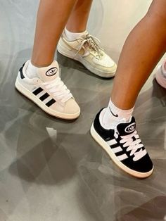 Shoes For School, Sneaker Outfits, Look Adidas, Back To School Shoes, Dr Shoes