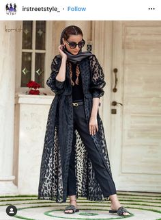 Dress Muslim Modern, Long Kaftan Dress, Iranian Fashion, Fashion Show Dresses, Mode Kimono, Muslim Fashion Outfits, Hijab Fashion Inspiration