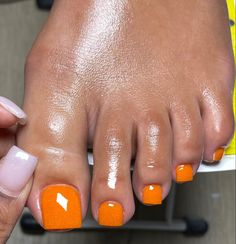 Orange Nails For Black Women, Orange Toes Black Women, Orange Nails And Toes, Burnt Orange Toe Nails, Orange Acrylic Toes, Orange Toes Nails, Nail Colors For Black Women, Orange Toes, Orange Toe Nails