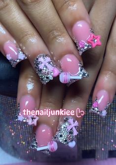 Famous Nails, Nails Short Acrylic, Acrylic Nails Short, Acrylic Nails Designs, Acrylic Toe Nails