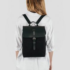 Women’s Backpacks, Clothe Styles, Office Backpack, Small Rucksack, Chic Backpack, Office Clothes, Minimalist Backpack