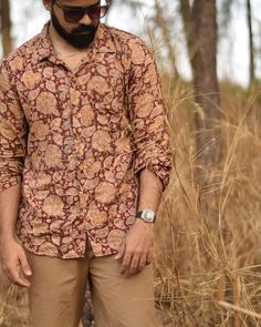 Menswear summer collection'24 - "Darthi" - Outfit details: Brown kalamkari shirt with kakhi shorts. - Inframe: @soorya_dath Outfit, Styling & Photography: @logha_by_laveena . . . . . . . . . . . . . . . . . . . . . . . . . . . . . . . . . . . . . . . . . . . . . . . . . . . . . . #ethnicwear #ethnictextiles #traditionalwear #indiantextiles #indianprints #indianprint #menshirt #cottonwear #casualwear #fashionblogger #fashionstyle #fashioni... Sanganeri Print Shirt, Sanganeri Print