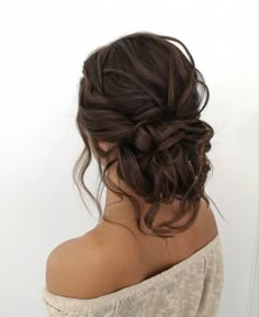 Bridesmaid Hair Makeup, Trendy Hairstyle, Cute Hairstyle, Wedding Hair Inspiration, Low Bun, Wedding Hair Makeup, Wedding Hairstyles For Long Hair