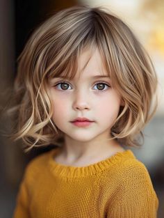 Explore Cute and Stylish Short Hairstyles for Little Girls: Trendy Haircuts for Kids Haircut For Kids Girl, Kids Haircut For Girls Short, Girls First Haircut, Girls Shoulder Length Haircut Kids, Girls Short Haircut Kids, Short Hair Cuts For Girls, Toddler Bob Haircut, Scarlet Hair