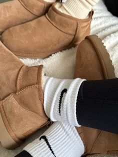 Mini Boots, Foto Ideas Instagram, Winter Fits, Cute Simple Outfits