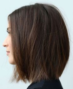 One-Length Bob With Razored Ends One Length Bobs, Brown Bob, Fine Straight Hair, Short Brown Hair, Short Straight Hair, Shoulder Length Hair Cuts, Mid Length Hair, Shoulder Length Hair