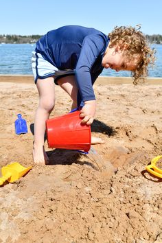 These sturdy pails are designed in Germany and built to last as they are made from a plastic that is PVC, BPA, PAK and phthalate-free. ⁠ 12 Month Toys, Baby Hanging Toys, Wooden Marble Run, Kids Beach Toys, Winter Play, Build A Fort, Wooden Buildings, Play Day, Outdoor Toys For Kids