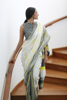 www.fashionmarket.lk Saree Jacket Designs, Saree Jackets, Formal Saree, Digital Print Saree, Cotton Saree Blouse Designs, Saree Wearing