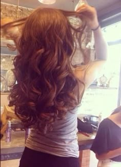 Curls For Long Hair, Kailua Kona, Aesthetic Hair, Hairstyles Haircuts, Hair Dos, Curled Hairstyles, Gorgeous Hair, Pretty Hairstyles