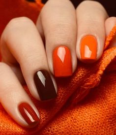 Trendy Manicure, Season Of Change, Cozy Colors, Multicolored Nails, Fall Nail Ideas, Fall Gel Nails, Spring Nail Designs, Cute Nails For Fall, Cute Gel Nails