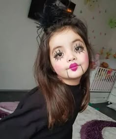 Halloween Makeup Looks Kids, Kid Halloween Makeup, Catrina Makeup Kids, Halloween Kids Makeup, Doll Makeup Pretty, Kids Halloween Hair, Halloween Makeup Kids, Kids Halloween Makeup, Halloween Doll Makeup