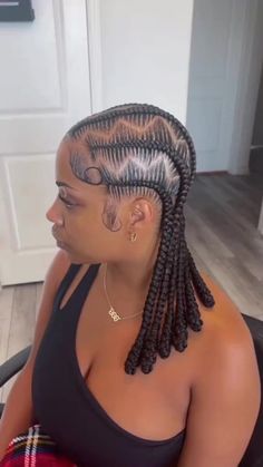 #braids #stitch Straight Backs With Zig Zag Parts, Zig Zag Part Stitch Braids, Zig Zag Part Cornrows Braids, Straight Back Braids Black Women, Unique Braiding Styles, Stitch Braids With Barrel Ends, 6-8 Feed In Braids Cornrows, 6 Freestyle Stitch Braids, Braids With Barrel Ends